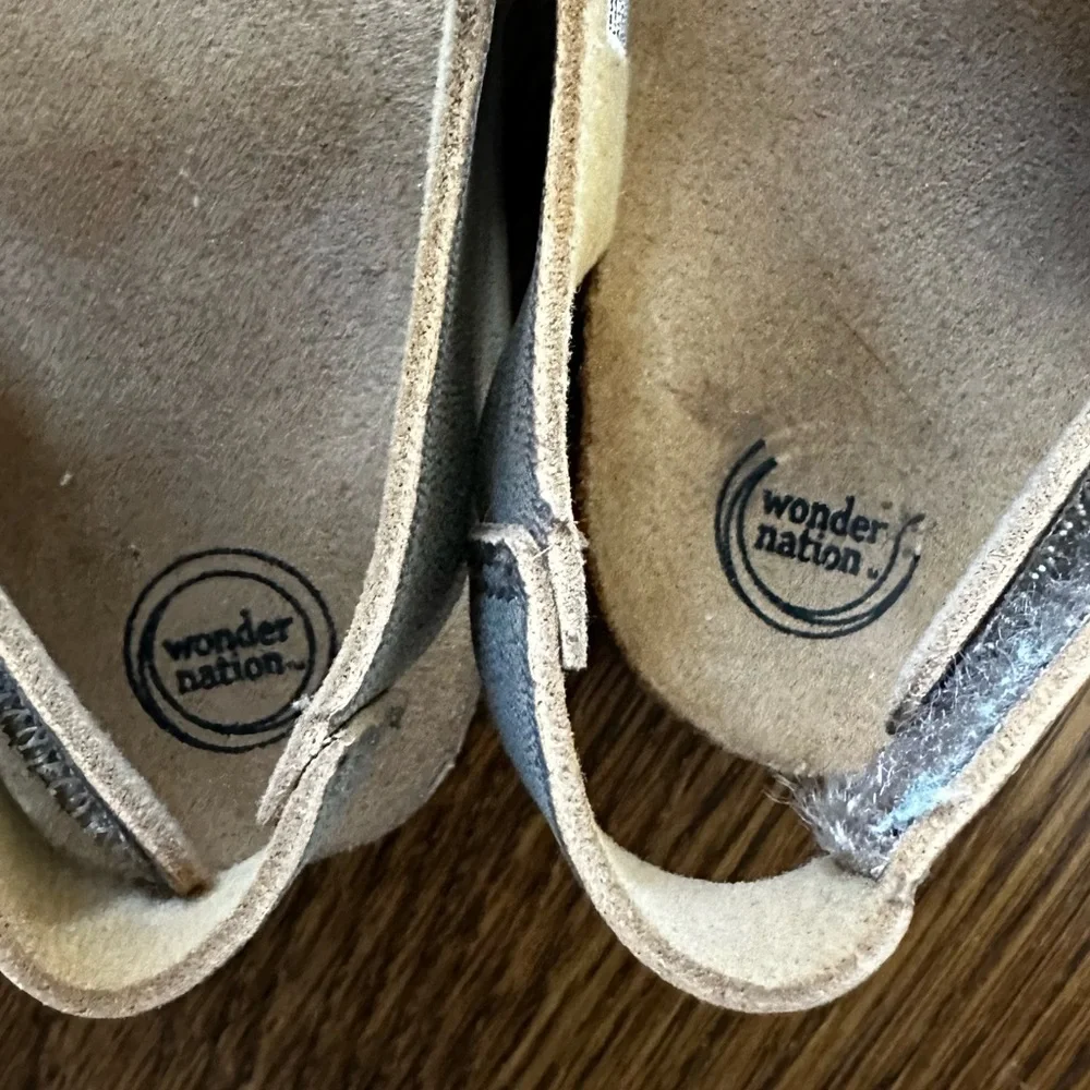 Wonder Nation adjustable buckled sandals, toddler size 6